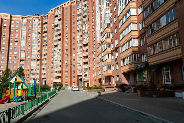 
  Продается 2-комн. квартира 44 м², в ЖК Радужный каскад, б/с 19. Фото 21.