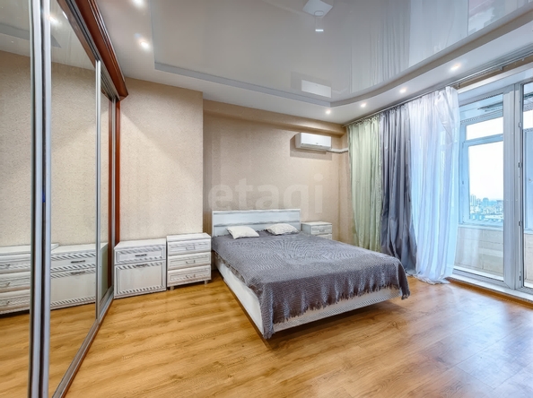 
  Продается 3-комн. квартира 131.8 м². Фото 21.
