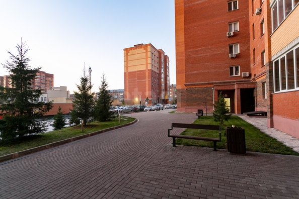 
  Продается 3-комн. квартира 72.8 м², в ЖК На Серафимовича, дом 1. Фото 7.
