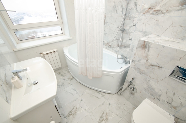 
  Продается 2-комн. квартира 48 м², в ЖК Чернышевский, б/с 1.1, 1.2. Фото 8.