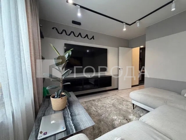 
  Продается 2-комн. квартира 48 м², в ЖК Дунаевский, дом 4. Фото 2.