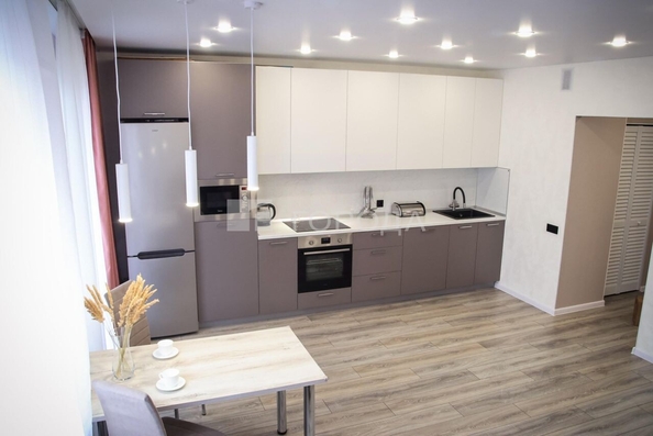 
  Продается 2-комн. квартира 57 м², в ЖК Сосны, б/с 4,3. Фото 8.