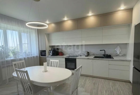 
  Продается 4-комн. квартира 107 м². Фото 3.