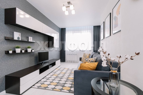 
  Продается 3-комн. квартира 77.9 м². Фото 1.