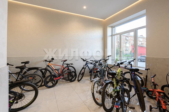 
  Продается 3-комн. квартира 70.6 м². Фото 32.