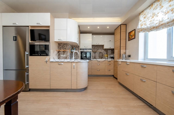 
  Продается 3-комн. квартира 134 м², в ЖК Родонит, дом 1. Фото 23.