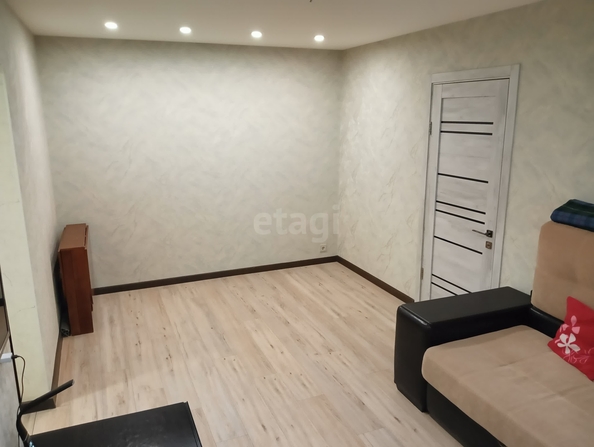 
  Продается 4-комн. квартира 70 м². Фото 9.