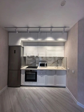 
  Продается 2-комн. квартира 46 м², в ЖК Марсель-2, дом 2 секция 1,2. Фото 5.