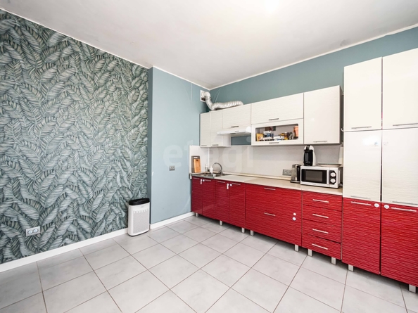 
  Продается 3-комн. квартира 77 м², в ЖК Революция. Фото 2.