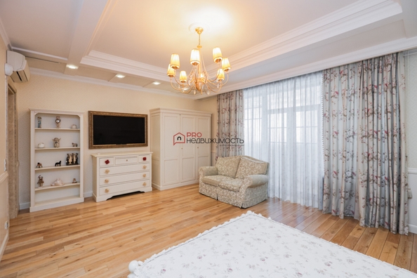 
  Продается 4-комн. квартира 442 м². Фото 33.