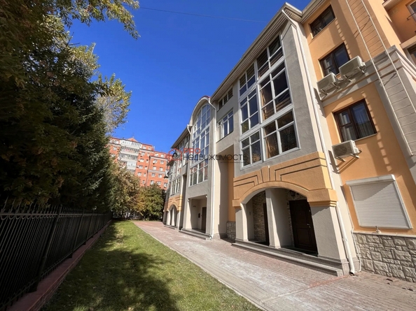 
  Продается 4-комн. квартира 442 м². Фото 47.