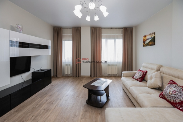 
  Сдается 2-комн. квартира 89 м². Фото 1.
