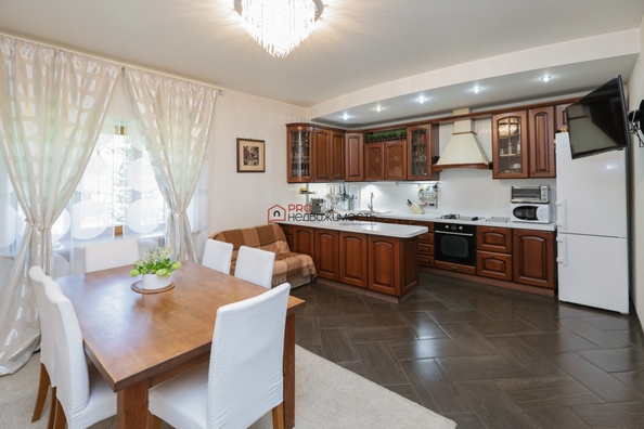 
  Продается дом 500 м². Фото 1.