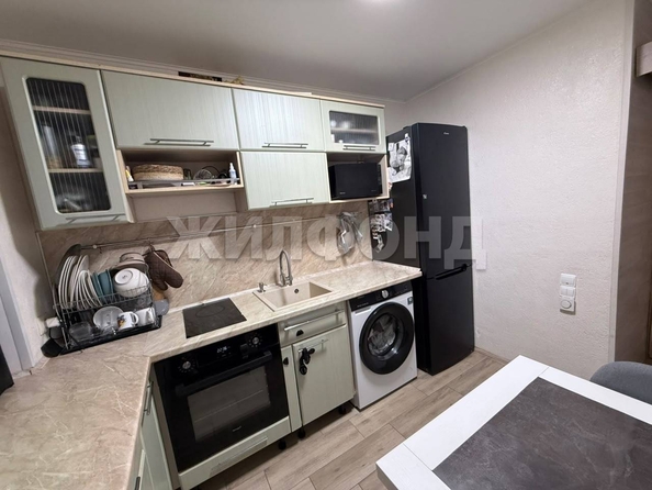
  Продается 3-комн. квартира 59.6 м². Фото 1.