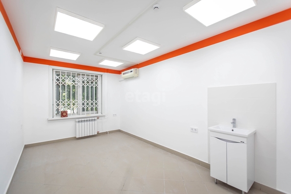 
  Продается универсальное помещение 62.3 м². Фото 7.