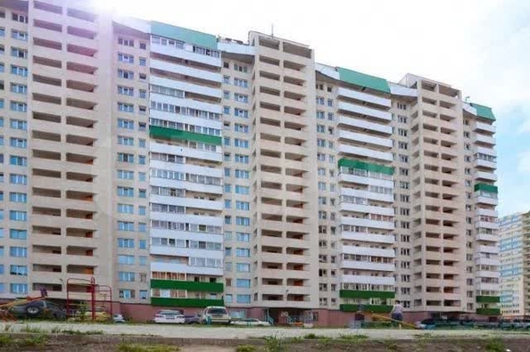 
  Продается 3-комн. квартира 81 м². Фото 1.