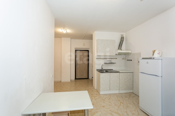 
  Продается 2-комн. квартира 44 м², в ЖК Радужный каскад, б/с 19. Фото 2.
