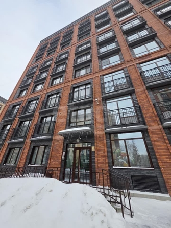 
  Продается 3-комн. квартира 75 м², в ЖК Красный проспект, дом 4. Фото 1.