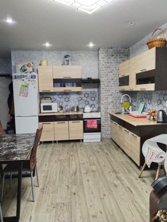 
  Продается 3-комн. квартира 75.5 м², в ЖК Весенний, Заречная дом 5/5. Фото 10.