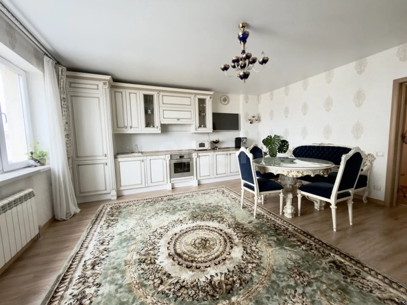 
  Продается 4-комн. квартира 125 м². Фото 1.