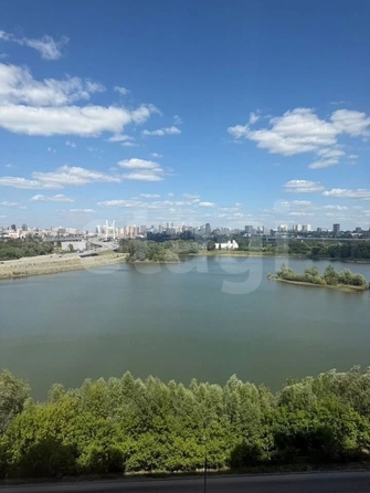 
  Продается 3-комн. квартира 88 м², в ЖК Радужный каскад, б/с 19. Фото 3.