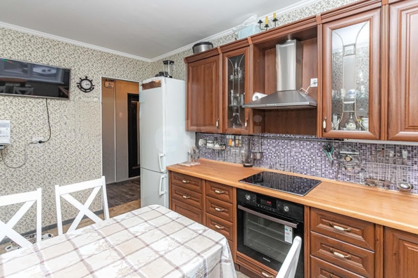 
  Продается 3-комн. квартира 62 м². Фото 2.