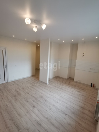 
  Продается 3-комн. квартира 60 м², в ЖК Чкалов, дом 1. Фото 5.