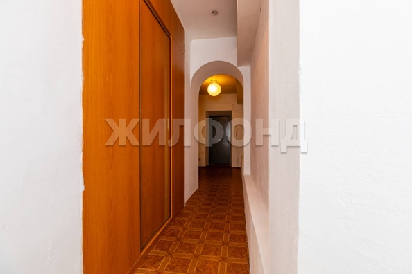 
  Продается 4-комн. квартира 75.8 м². Фото 1.