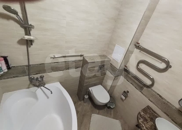 
  Продается 2-комн. квартира 69 м², в ЖК Космический, дом 8. Фото 12.