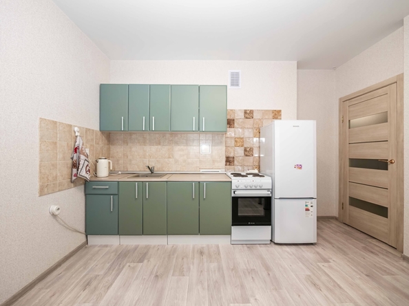 
  Продается 1-комн. квартира 40 м², в ЖК Родники, дом 602, серия Green. Фото 1.