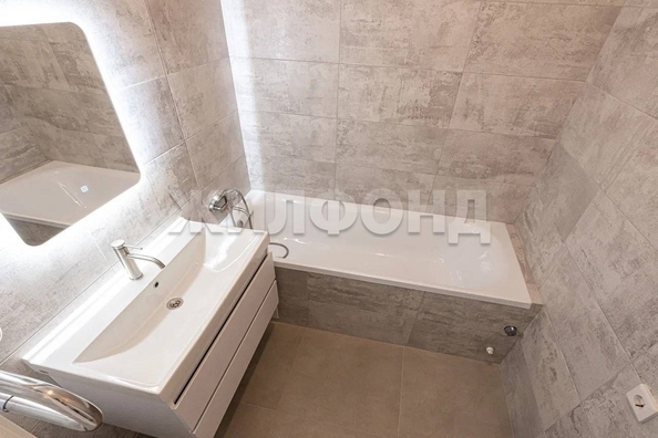 
  Продается 2-комн. квартира 52.4 м², в ЖК Аквамарин, дом 3. Фото 1.