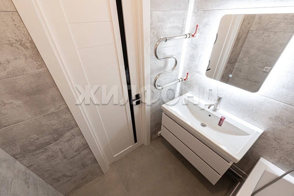 
  Продается 2-комн. квартира 52.2 м², в ЖК Аквамарин, дом 3. Фото 1.