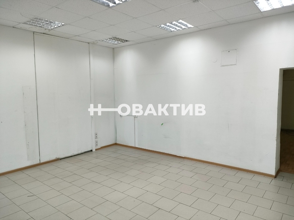
  Сдается торговая площадь, 35 м², Зорге ул, д. 179
. Фото 1.