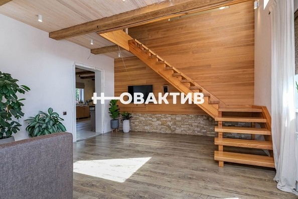 
   Продам дом, 275 м², Новосибирск

. Фото 28.