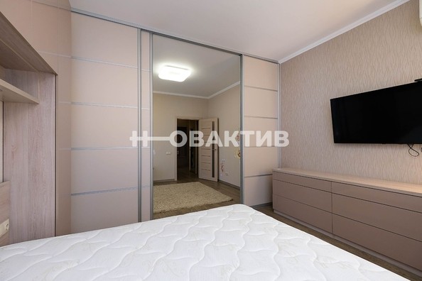 
   Продам 2-комнатную, 47.1 м², Семьи Шамшиных ул, 24

. Фото 11.