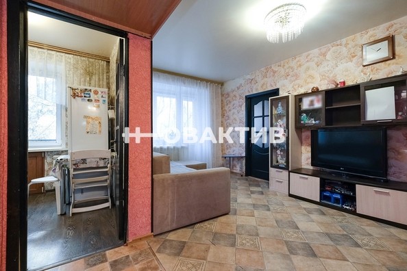 
   Продам 2-комнатную, 40.5 м², Аксенова ул, 48

. Фото 5.
