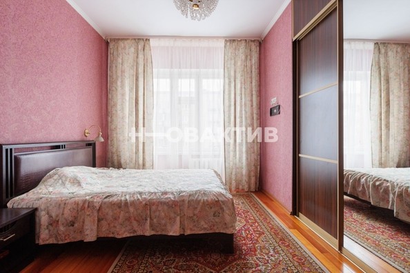 
   Продам 3-комнатную, 108 м², Галущака ул, 1

. Фото 12.