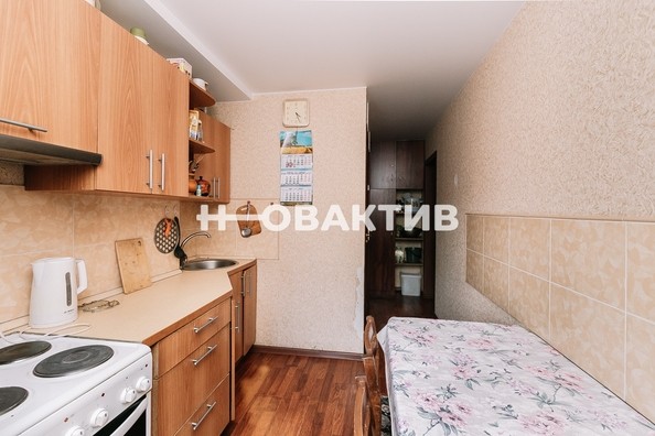 
   Продам 3-комнатную, 56 м², Жуковского ул, 106/1

. Фото 9.