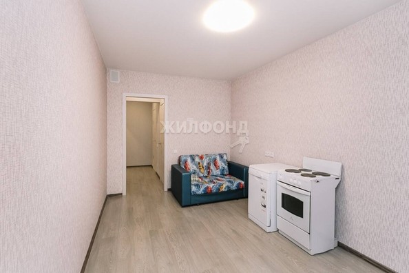 
   Продам 1-комнатную, 47.8 м², Николая Сотникова ул, 5

. Фото 3.