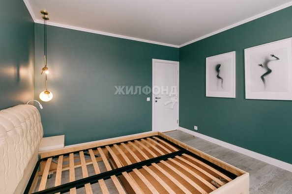 
   Продам 2-комнатную, 55.8 м², Сибиряков-Гвардейцев ул, 82

. Фото 15.