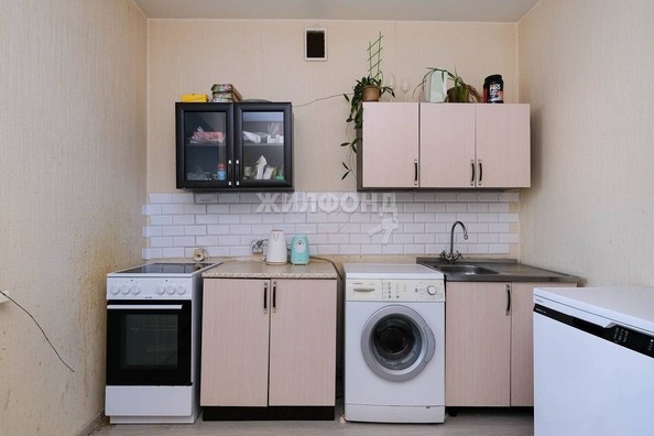 
   Продам 2-комнатную, 48 м², Сержанта Коротаева ул, 1

. Фото 23.