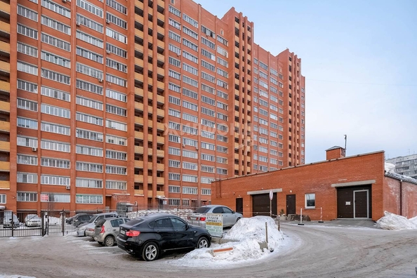 
   Продам 2-комнатную, 48 м², Сержанта Коротаева ул, 1

. Фото 8.