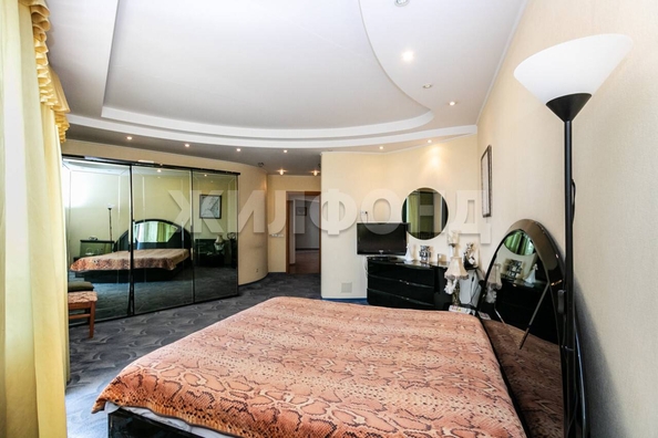 
  Продается 3-комн. квартира, 167 м², Краснообск, д. 219
. Фото 22.
