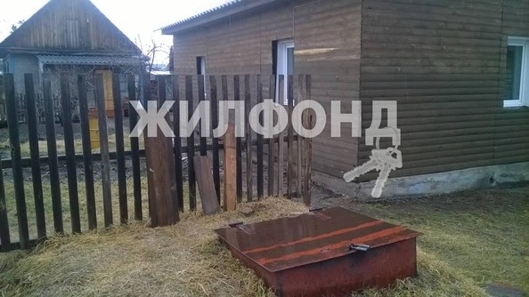 
   Продам дом, 36.3 м², Новосибирск

. Фото 4.