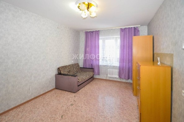 
   Продам 1-комнатную, 32.5 м², Петухова ул, 168

. Фото 1.