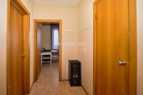 
   Продам 1-комнатную, 32.5 м², Петухова ул, 168

. Фото 11.