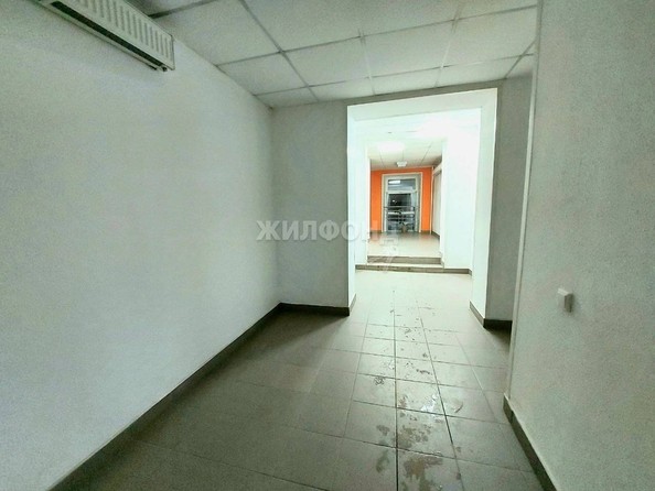 
   Продам 1-комнатную, 36.7 м², Тюленина ул, 16/1

. Фото 24.