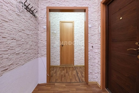 
   Продам 1-комнатную, 42.5 м², В. Высоцкого ул, 40/2

. Фото 13.