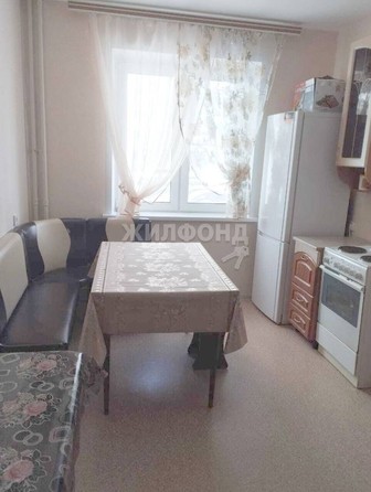 
   Продам 2-комнатную, 64 м², Александра Чистякова ул, 2/2

. Фото 4.