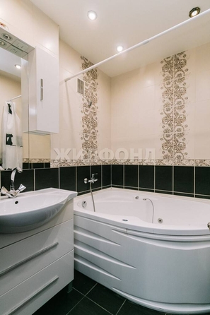 
   Продам 2-комнатную, 69.4 м², Сержанта Коротаева ул, 1

. Фото 15.